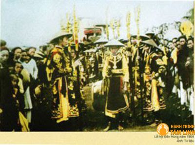 Giỗ tổ Hùng Vương ngày 10-3-1905