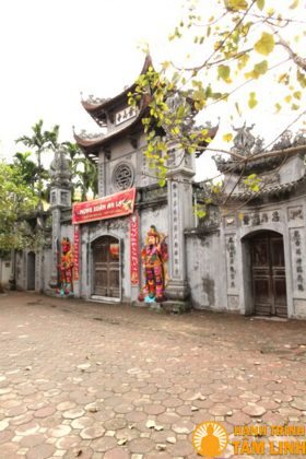 Cổng ngũ môn chùa Kim Sơn
