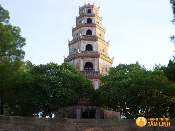 Tháp Phước Duyên chùa Thiên Mụ