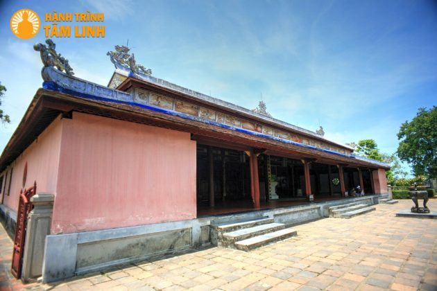 Tòa điện Đại Hùng của chùa Thiên Mụ
