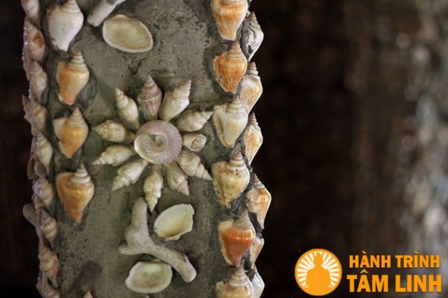Vỏ ốc, vỏ sò làm lên nét độc đáo của chùa Từ Vân